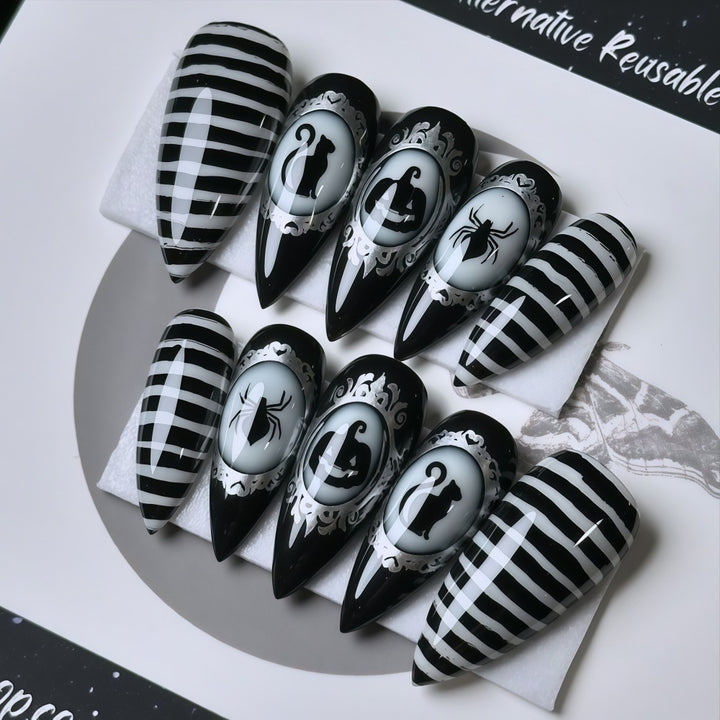 Creative nail art set with spooky designs Kalsten