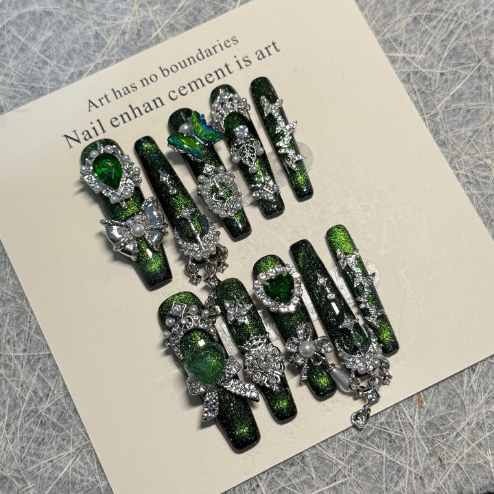 Decorative Press-On Nail Art Set