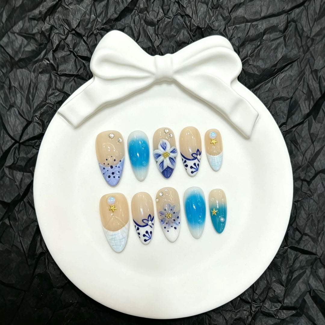 Artistic Press-On Nail Art Set with Floral and Gem Accents