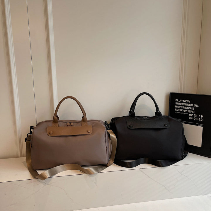 Men's Sporty Travel Bag with Padded Carrying Handles Kalsten