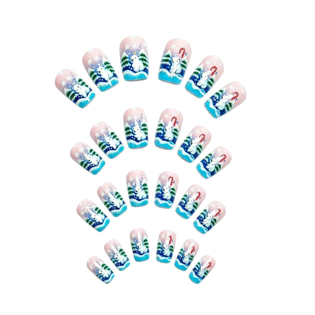 Holiday-Themed 3D Polar Bear Nail Art Kalsten
