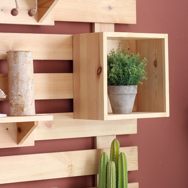 Wall shelf made of high-quality wood Kalsten