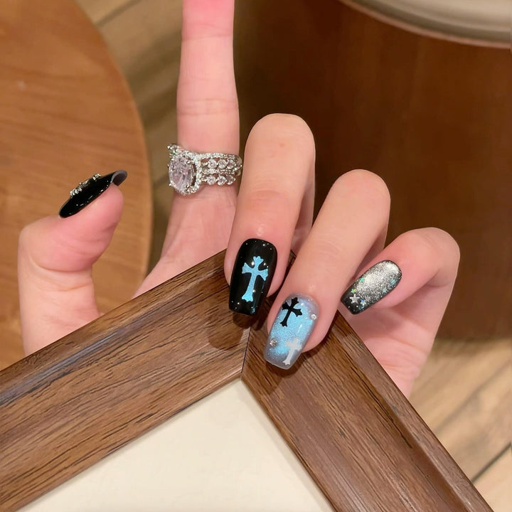 Creative nail tips with stylish star motif Kalsten