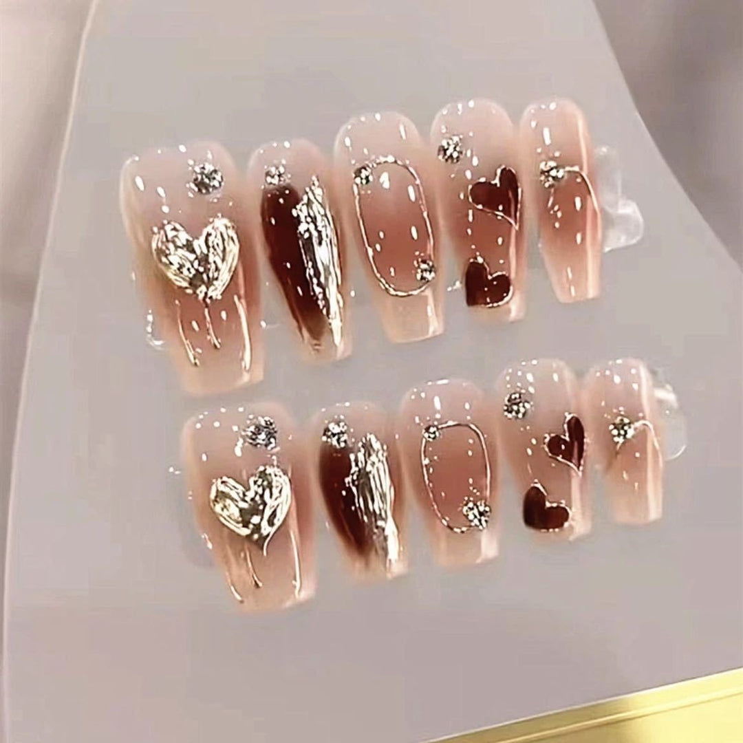 Artistic Press-On Nail Set with Elegant Metallic Accents Kalsten