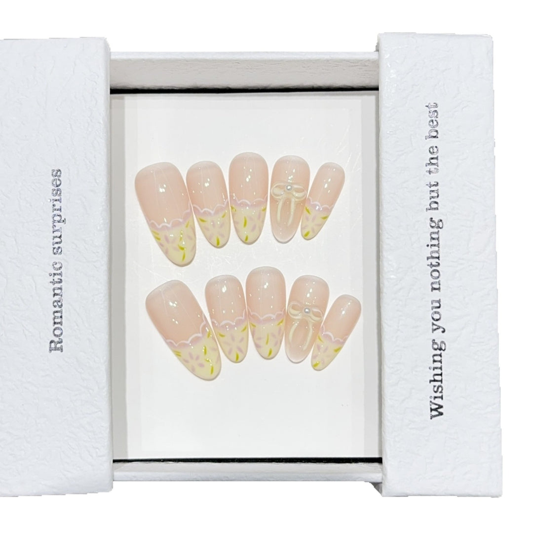 Artificial nails with romantic floral designs Kalsten