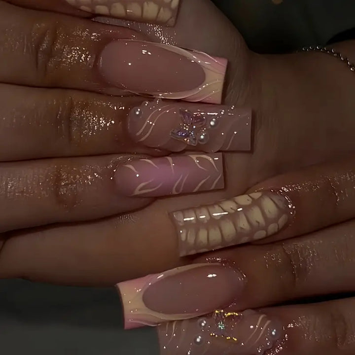 Chic 3D Floral Press-On Nail Art Kalsten