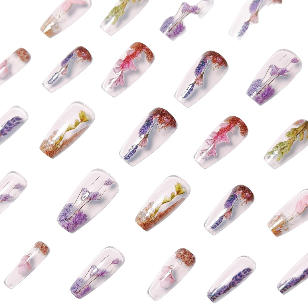 Artificial nails with dried flowers Kalsten