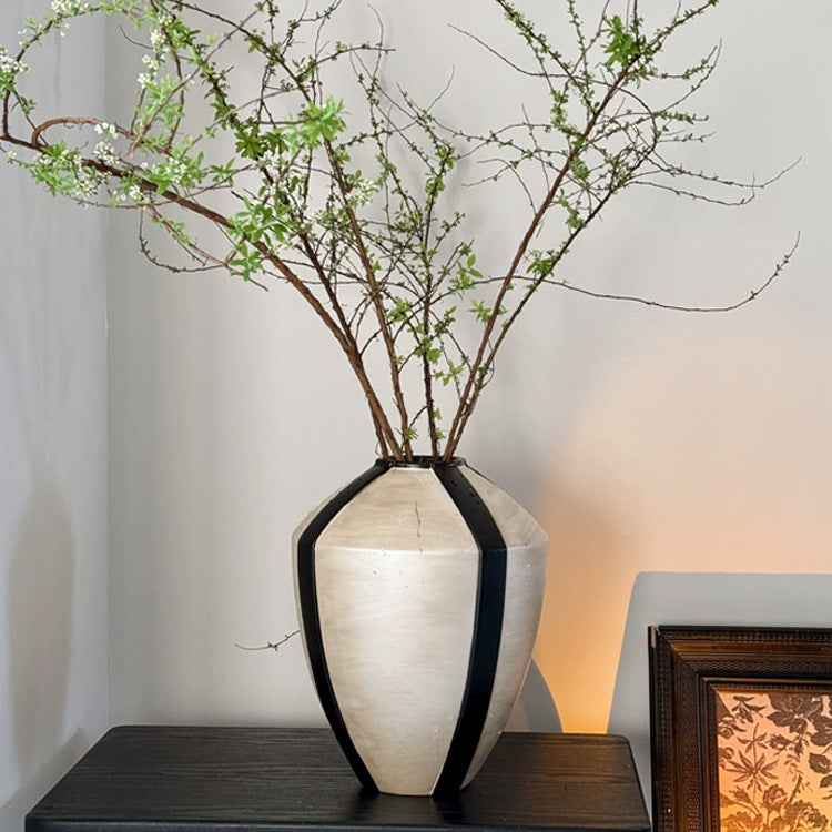 Elegant Geometric Decorative Vase