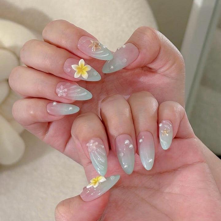 Floral-Accent Press-On Nail Art Kit Kalsten