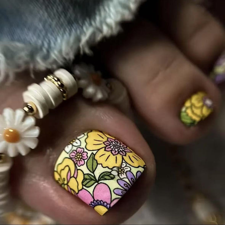 Artificial Nail Set with Colorful Flower Design Kalsten