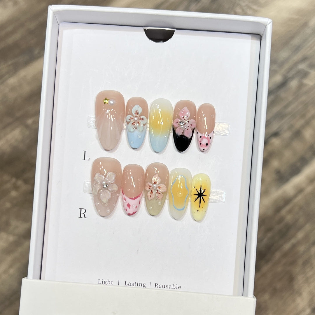 Artistic Floral Press-On Nail Art Set Kalsten