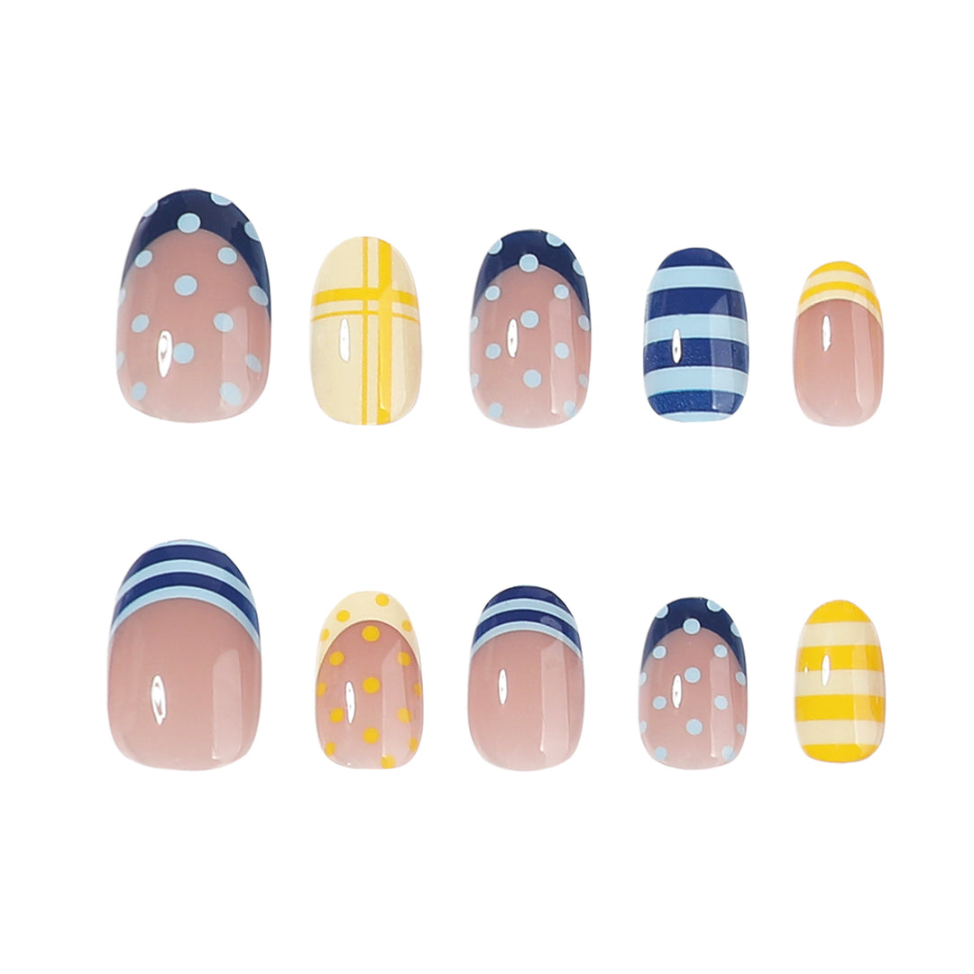 Creative Nail Art in Elegant Pattern Kalsten