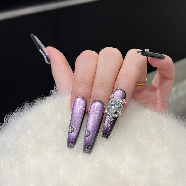 Decorative Press-On Nail Art Set with Gemstone Accents Kalsten