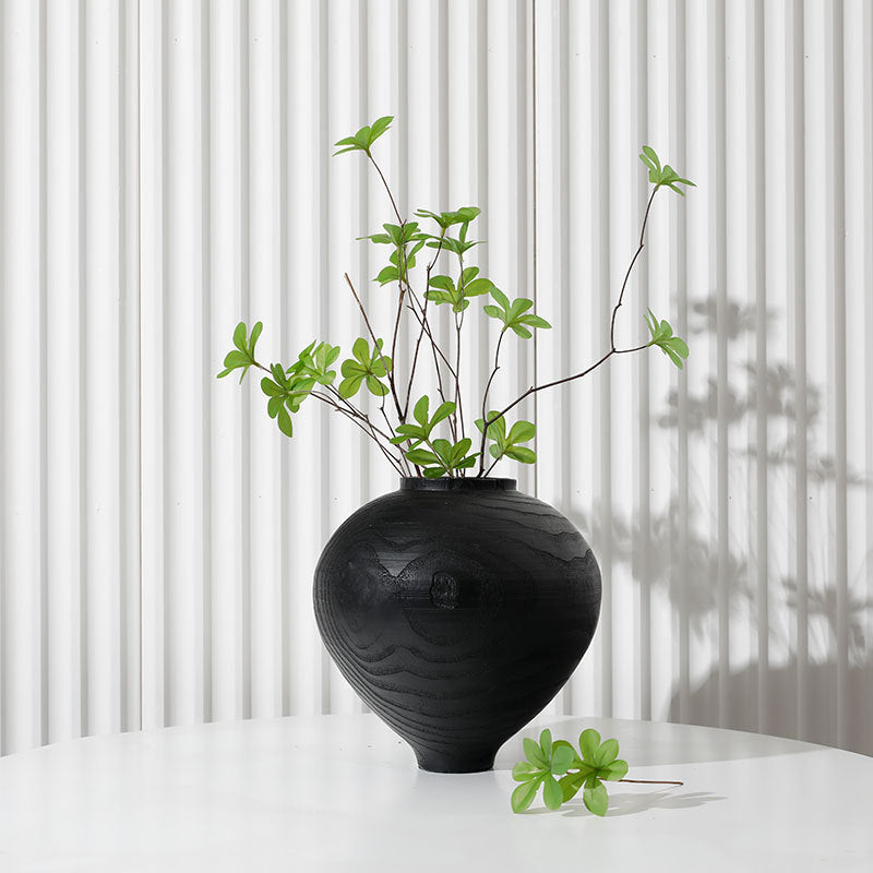 Elegant Artistic Decorative Vase