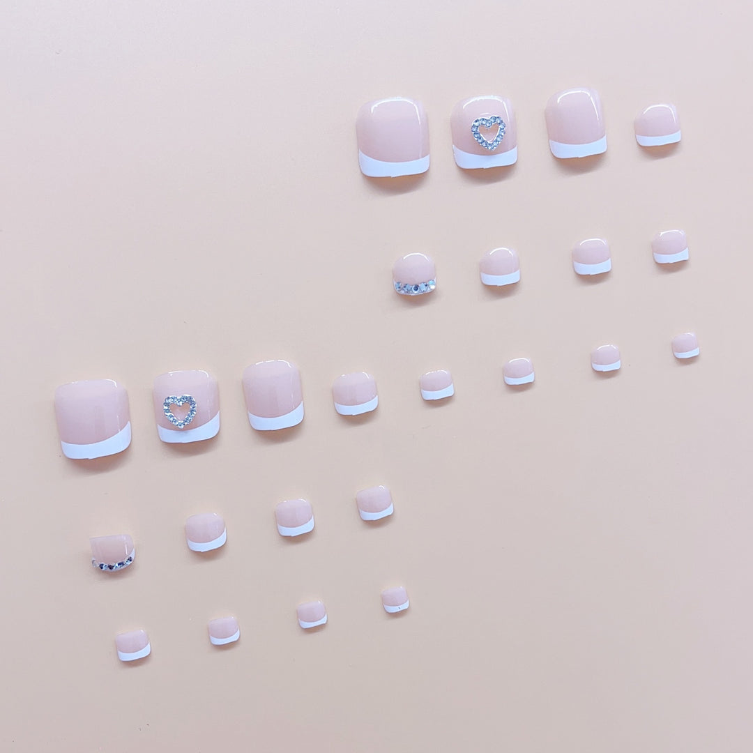 Nail art set with elegant glitter and heart decorations Kalsten