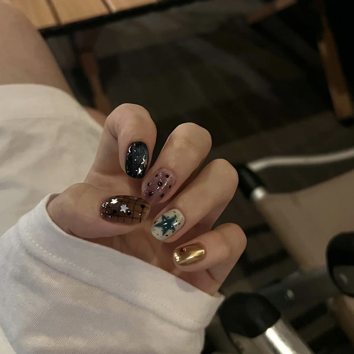 Artistic Nail Design Kit Kalsten