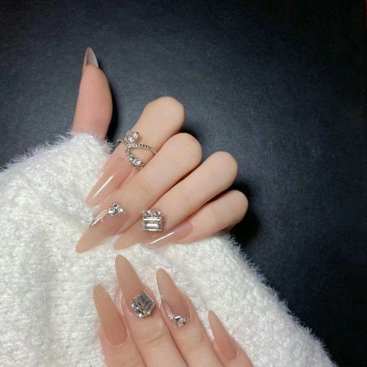 Glamorous and Elegant Artificial Nails with Crystal Accents Kalsten