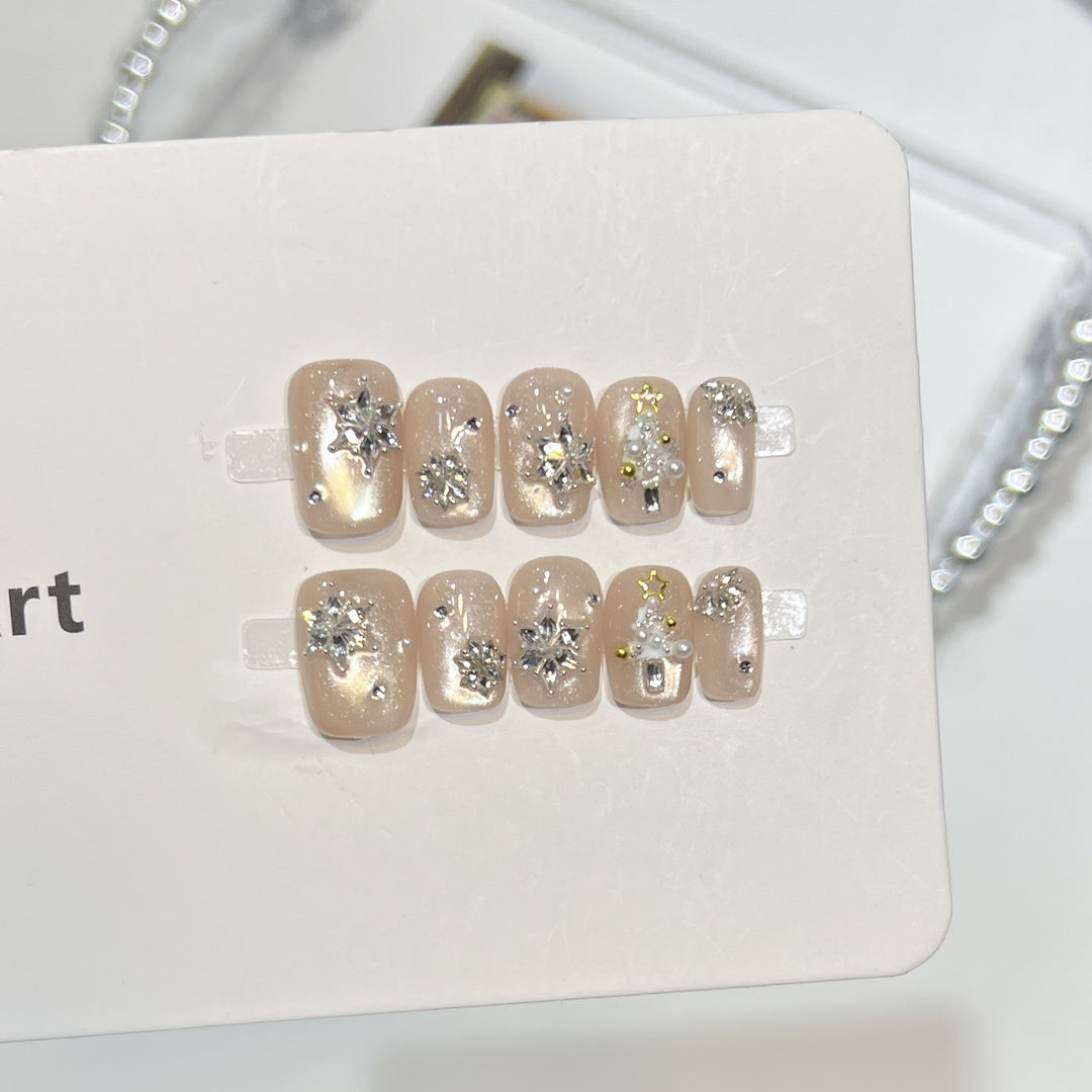 Elegant Press-On Nail Art Set with Sparkling Accents Kalsten