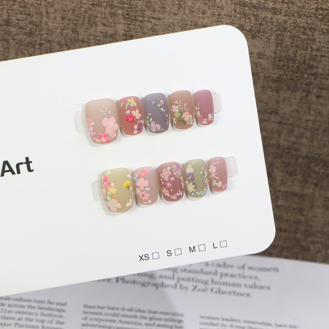 Artisan Flower-Designed Press-On Nail Set Kalsten
