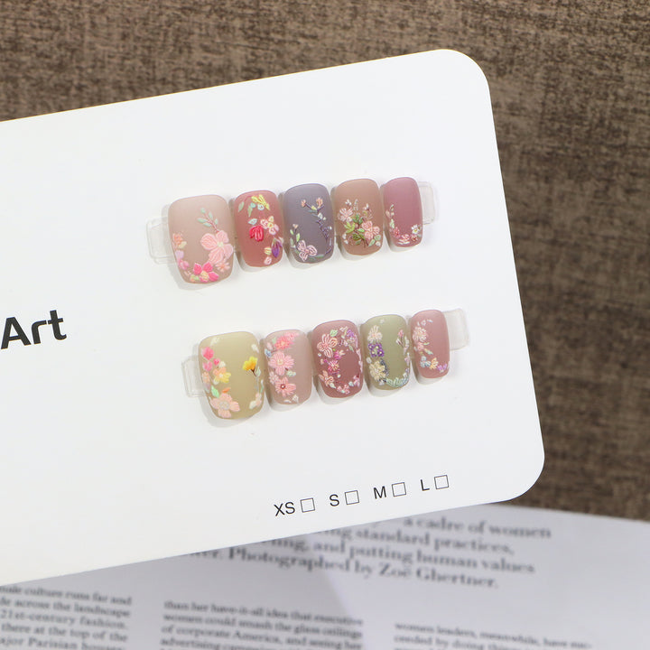 Artisan Flower-Designed Press-On Nail Set Kalsten
