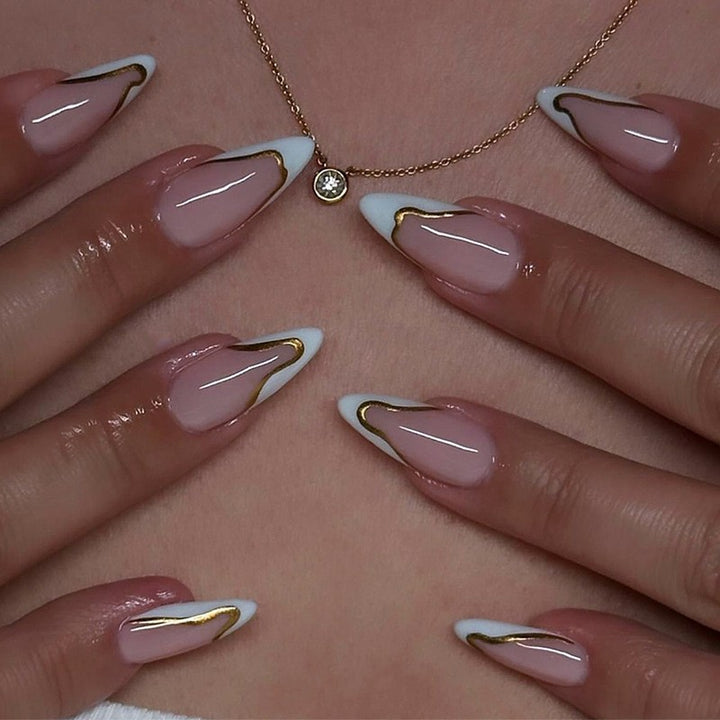 Artificial nail set with spooky clown motifs and extravagant accents Kalsten
