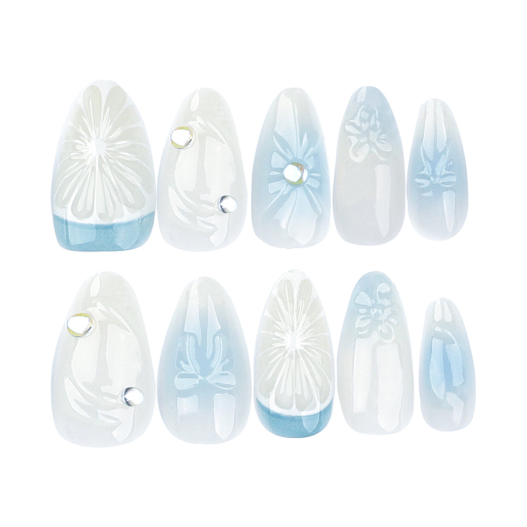 Artificial nail art with floral and decorative elements Kalsten