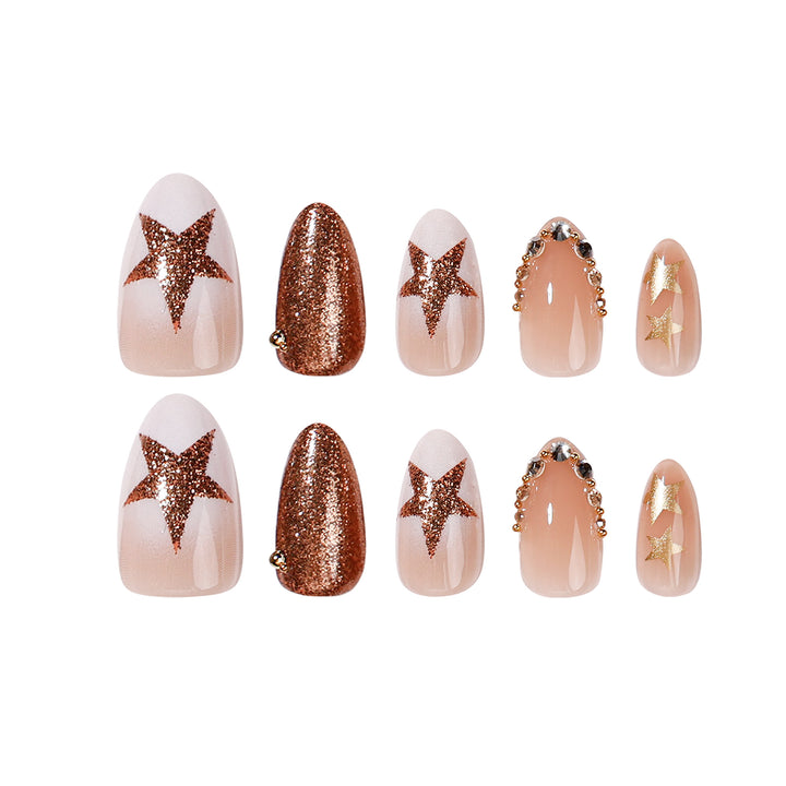 Elegant and sparkling nail art Kalsten