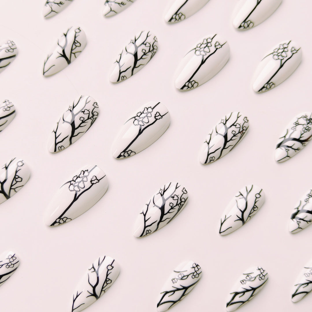 Artificial nails with elegant floral design Kalsten