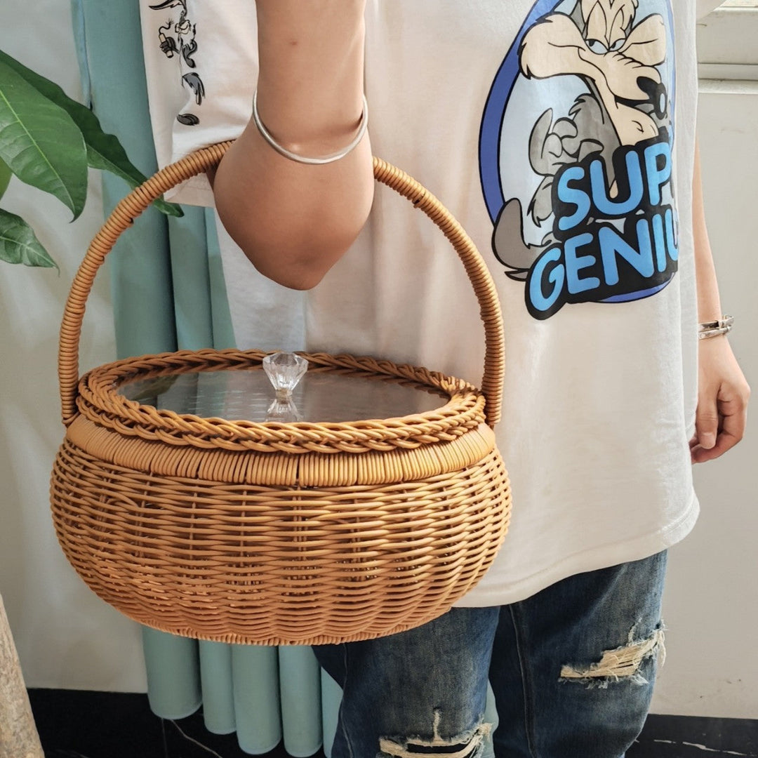 Handcrafted Woven Picnic Basket Kalsten
