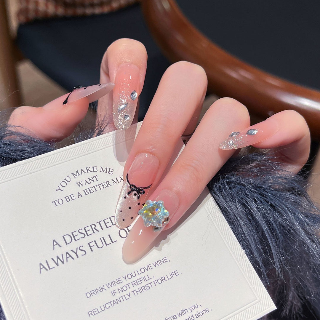 Decorative Crystal-Embellished Press-On Nail Set Kalsten