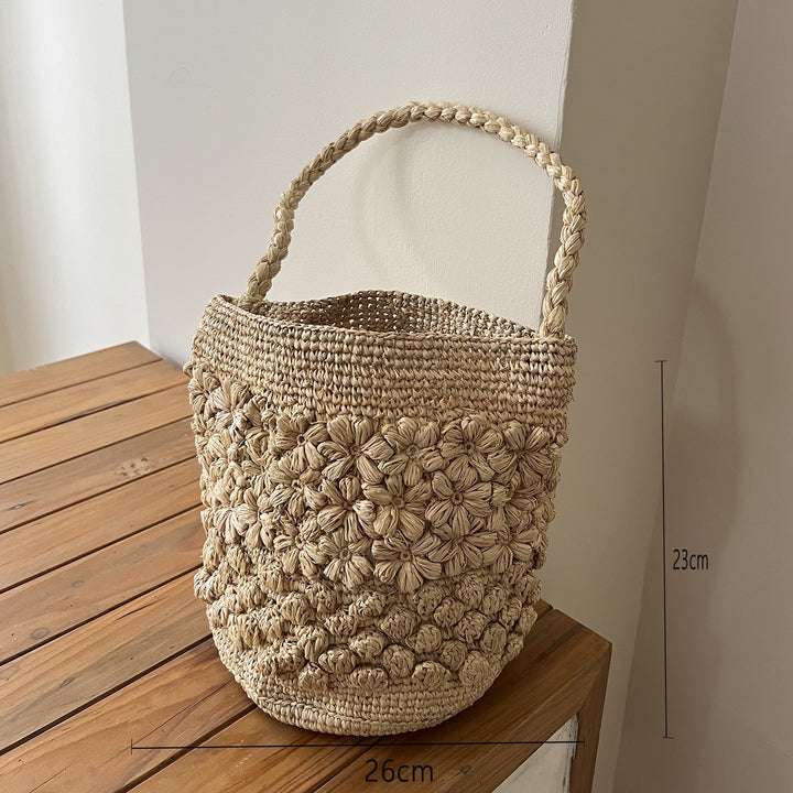 Handcrafted straw bag with soft lining Kalsten