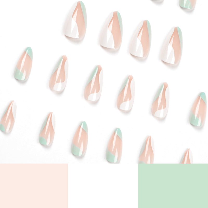 Artificial nail extensions with stylish design Kalsten
