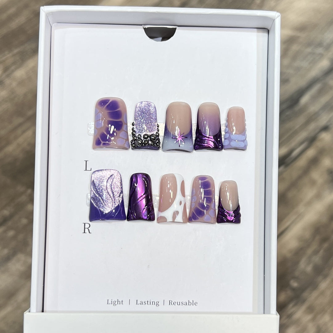 Playful Cartoon-Themed Press-On Nail Set Kalsten