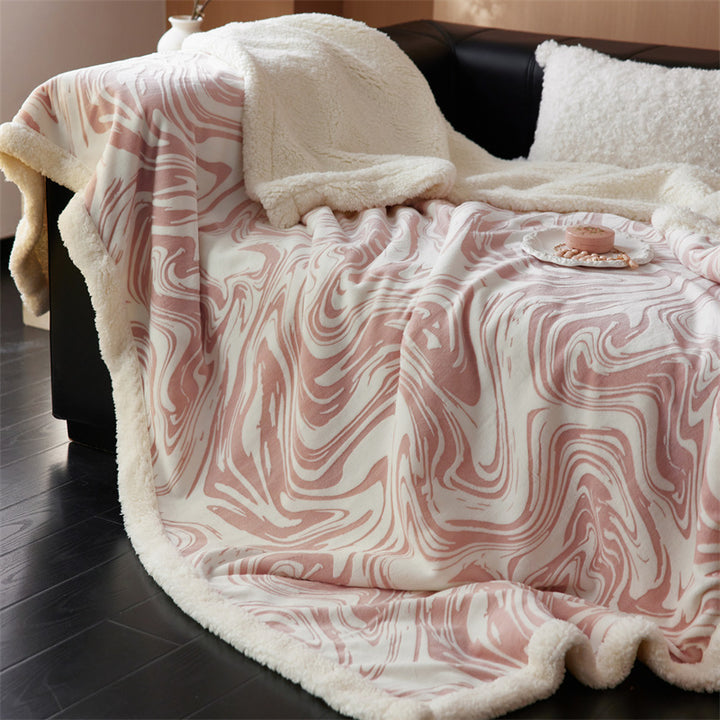 Cozy throw blanket with Sherpa lining and jacquard pattern