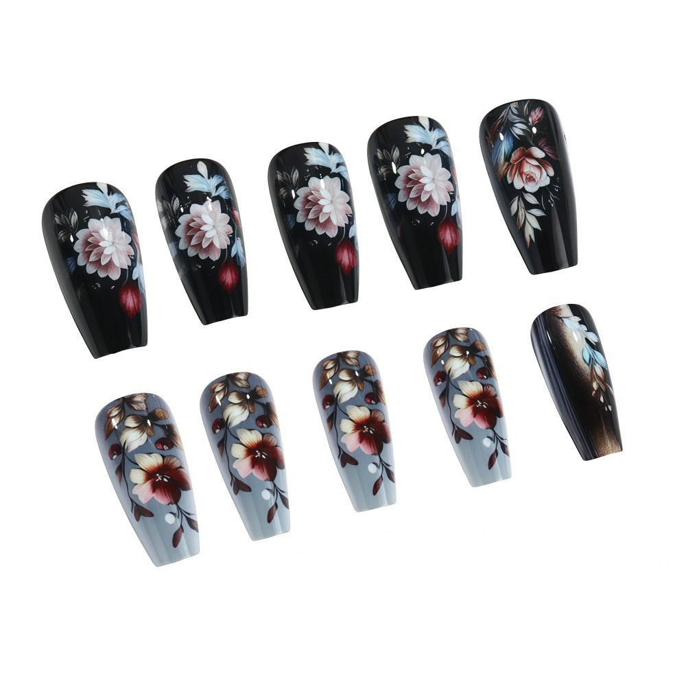Artificial nails with floral design and luxurious finish Kalsten