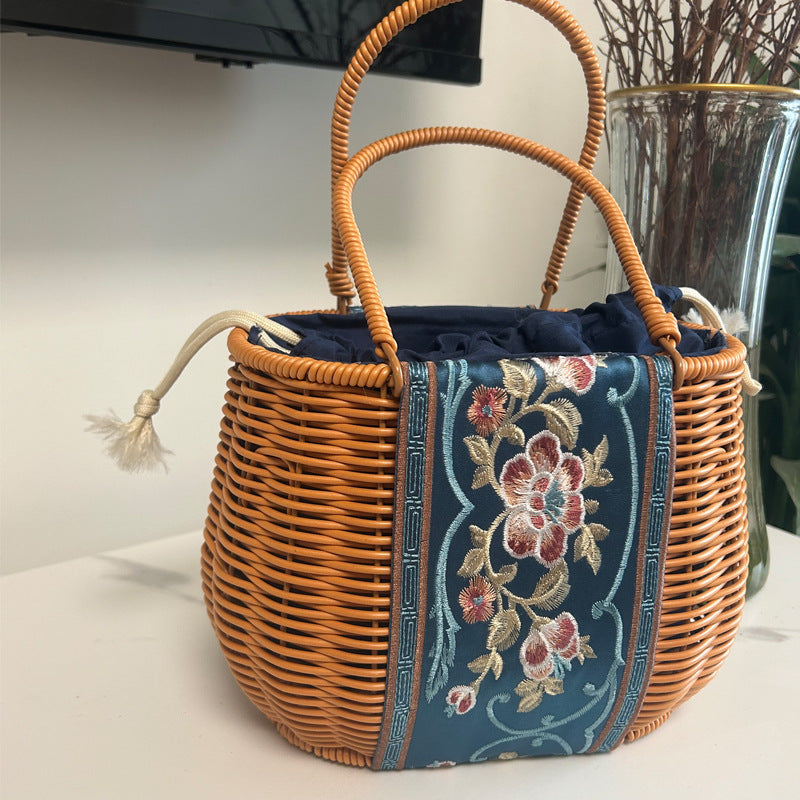 Embroidered Woven Handbag Kalsten