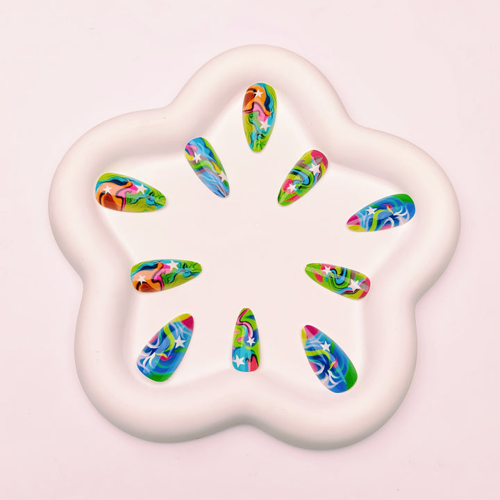 Artificial nails with creative gradient color and star motif Kalsten
