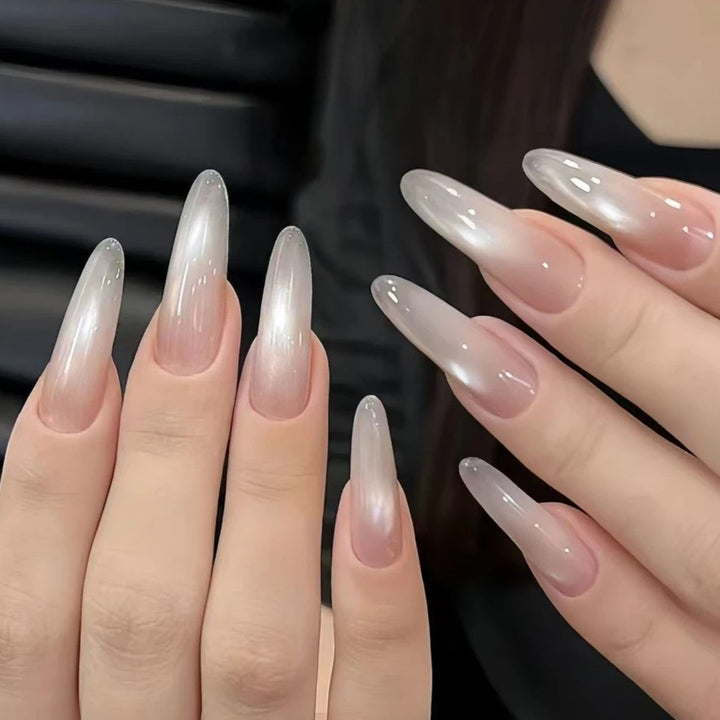 Elegant artificial nails with ombre effect Kalsten