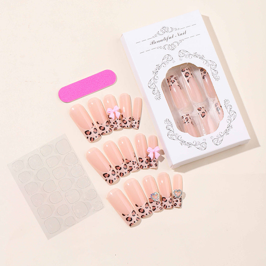Artistic Press-On Nail Kit with Charming Leopard and Bow Designs kalsten