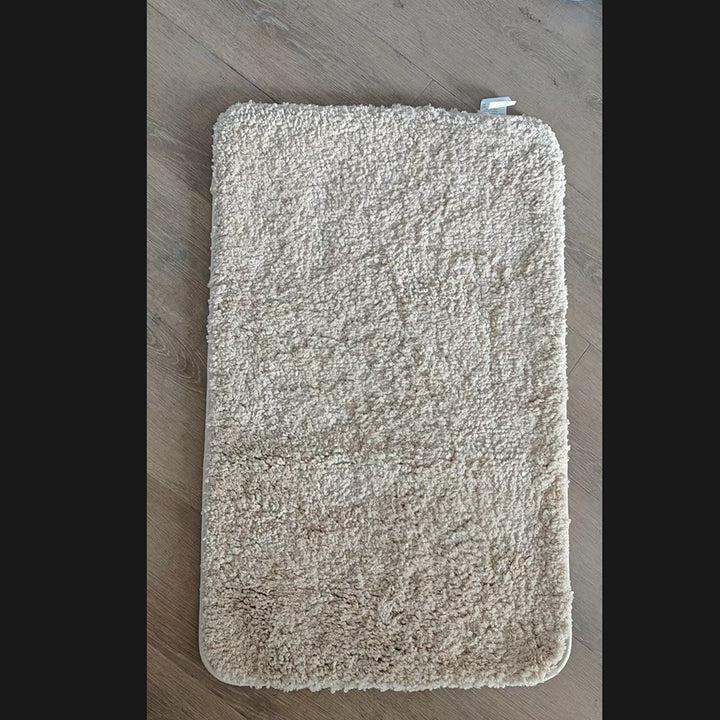 Plush Bath Mat Kalsten