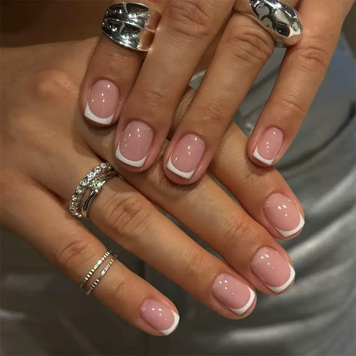 Artificial nail set with elegant French design Kalsten