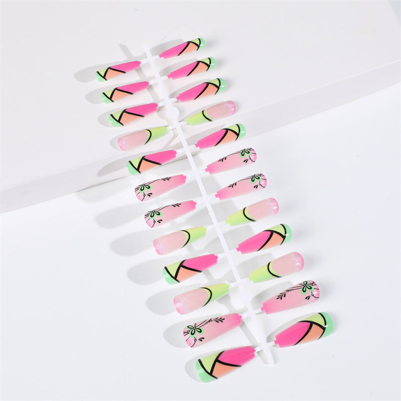 Creative artificial nails in modern design Kalsten