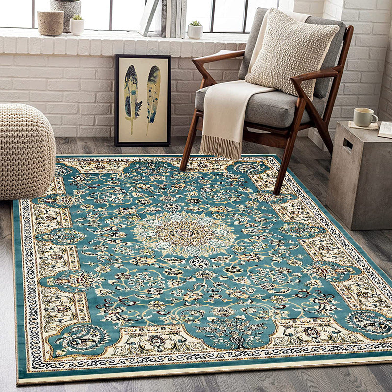 Vintage-Inspired Ornate Area Rug