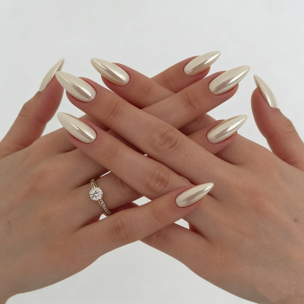 Elegant Artificial Nails In High-Gloss Finish Kalsten