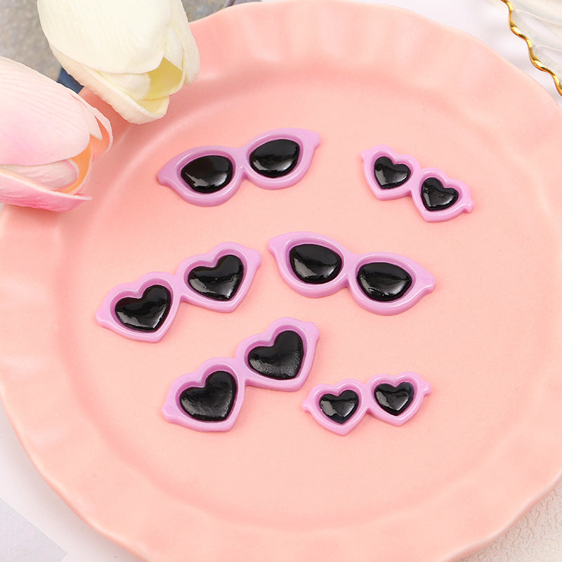 Decorative Heart-Shaped Sunglasses Clips Kalsten