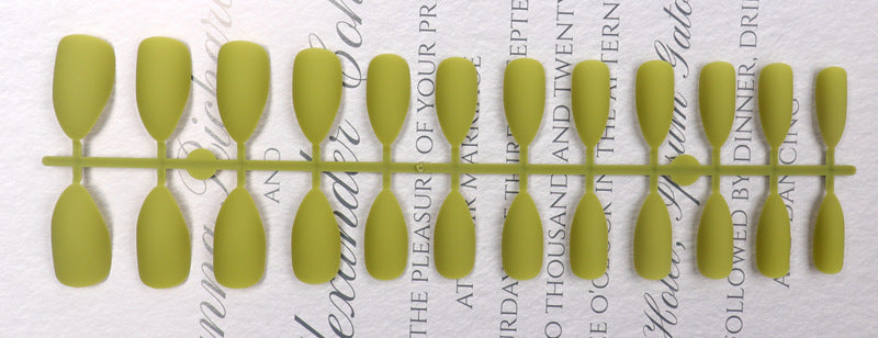 Stiletto Press-On Nail Set Kalsten