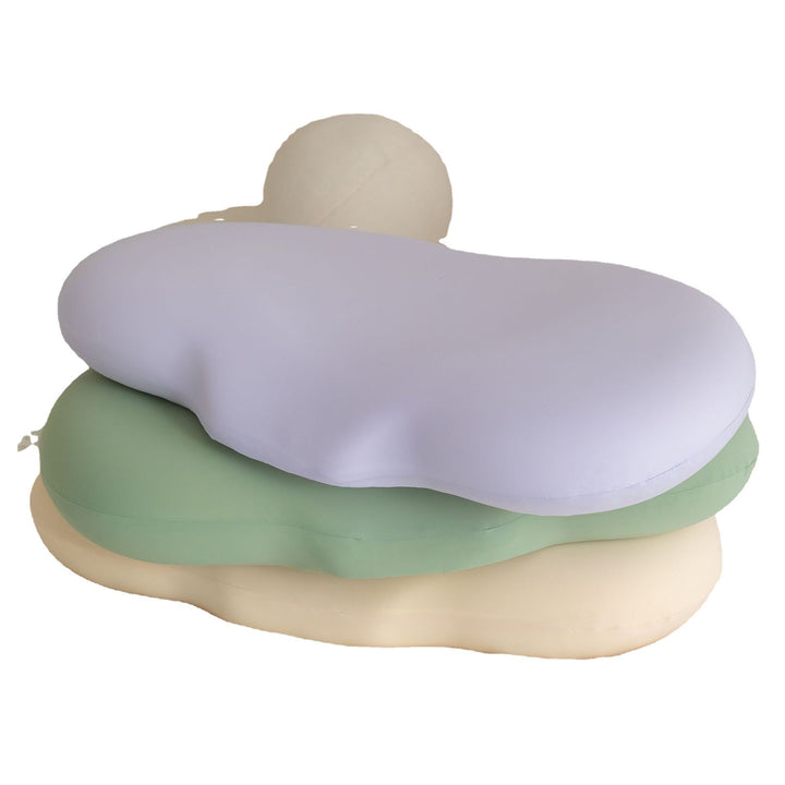 Ergonomic baby pillow against flat head with memory foam