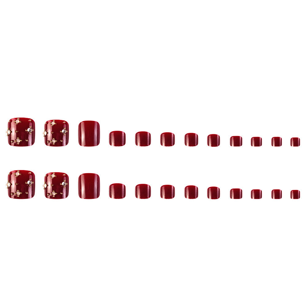 Nail art set with elegant design and glitter accents Kalsten