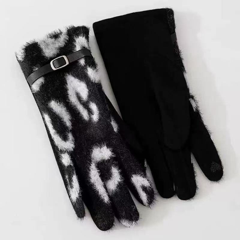 Elegant Leopard Print Touchscreen Gloves Kalsten