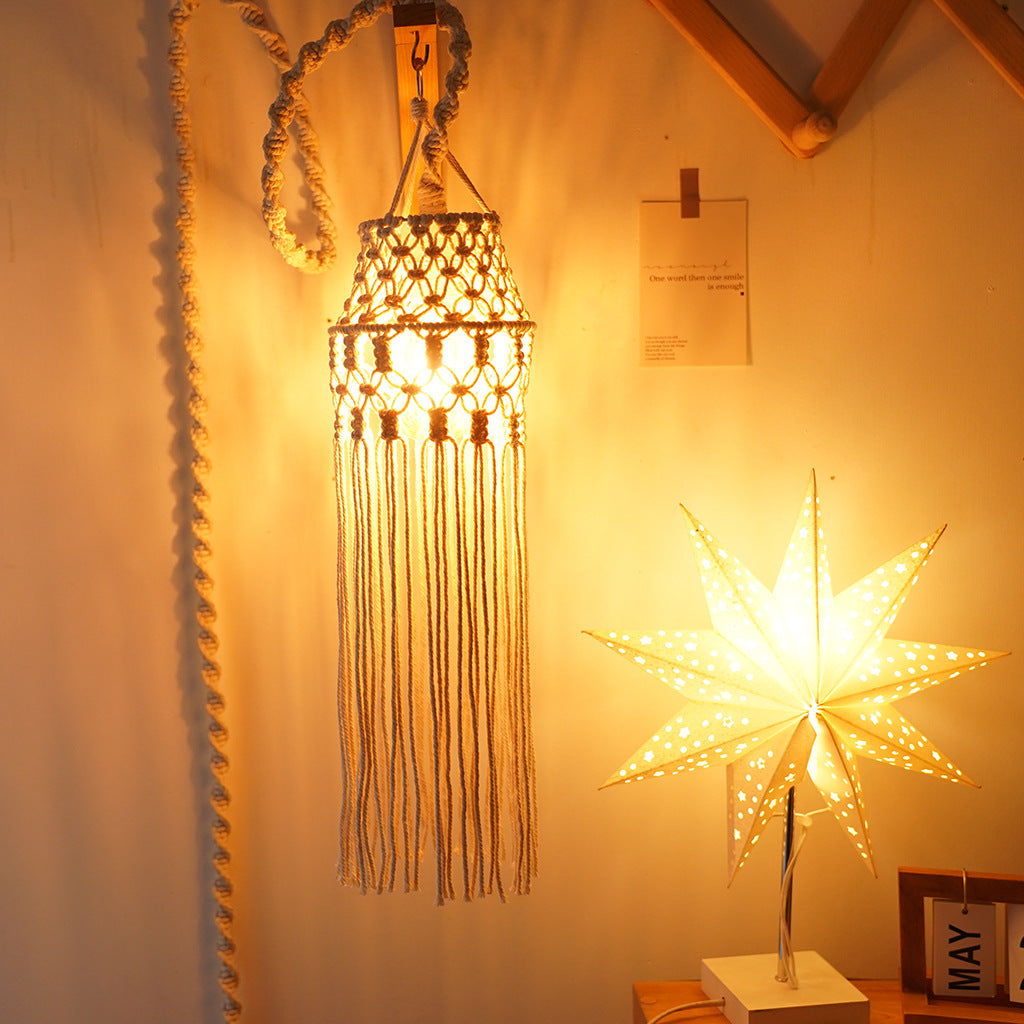 Decorative Macramé Pendant Light Kalsten